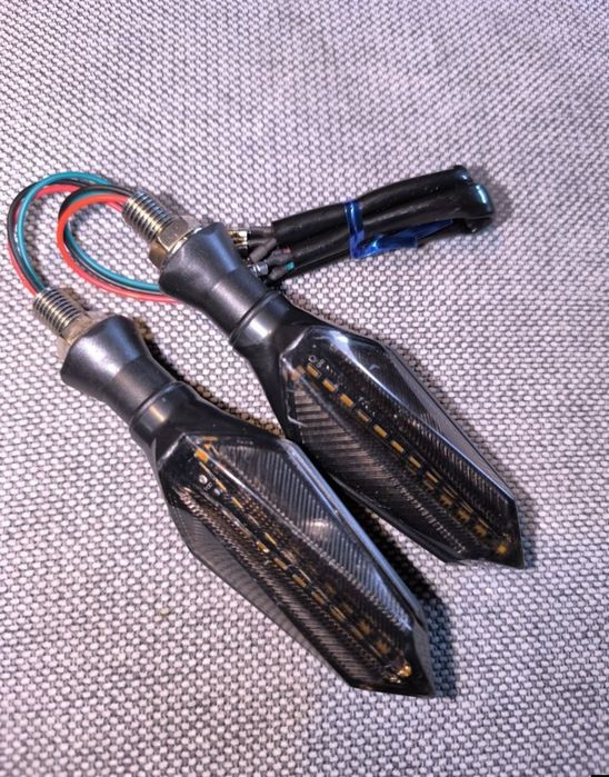 Conjunto piscas led universal - novos