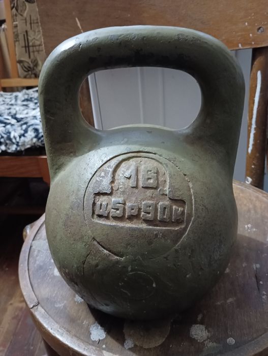 Гиря 16 кг. КЛЗ гантели