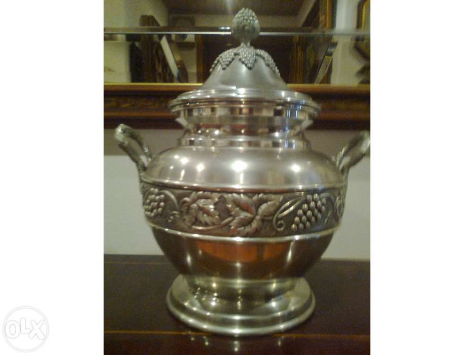 Pote decorativo, estanho