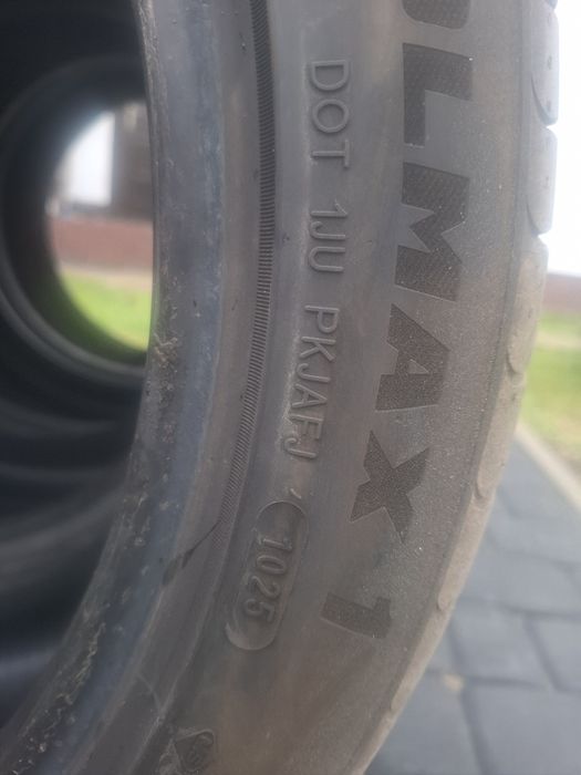 Opony letnie 255/40/19