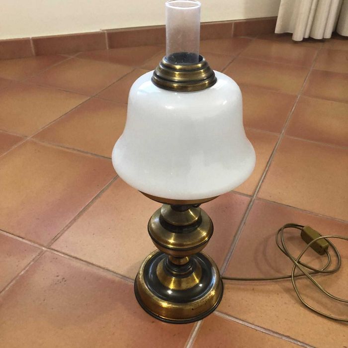 Candeeiros de mesa