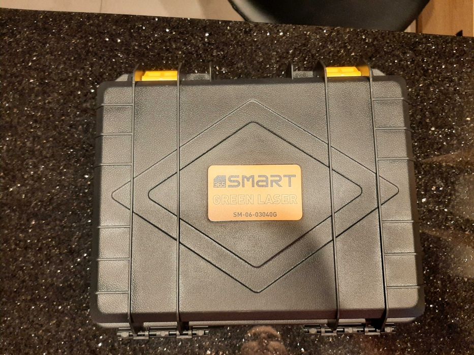 Laser płascyznowy 3d green