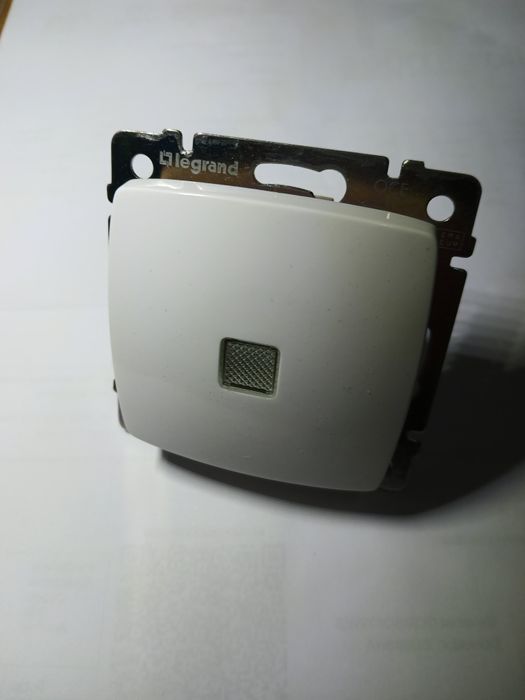 Interruptores suno legrand