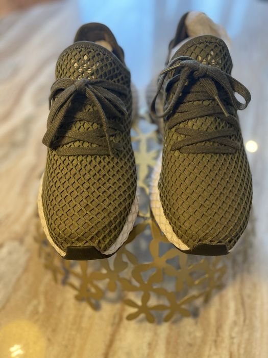 Ténis Adidas verdes ,Confortáveis e em ótimo estado