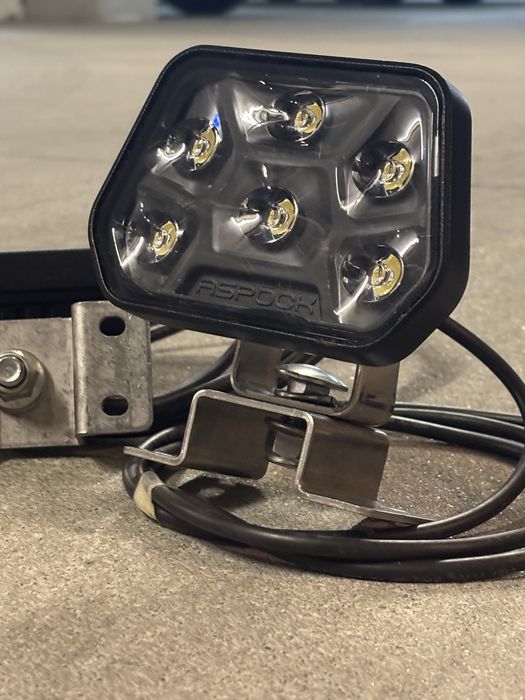 Faróis Aspock Workpoint LED