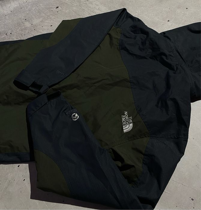 Куртка The North Face Gore-Tex , хаки , трекинговая , пуховик ,