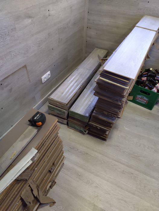 Chão flutuante usado e novo