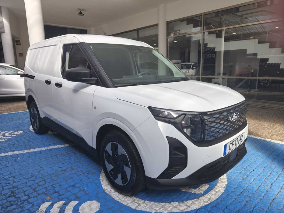 Ford Tourneo Courier 54 kWh Trend