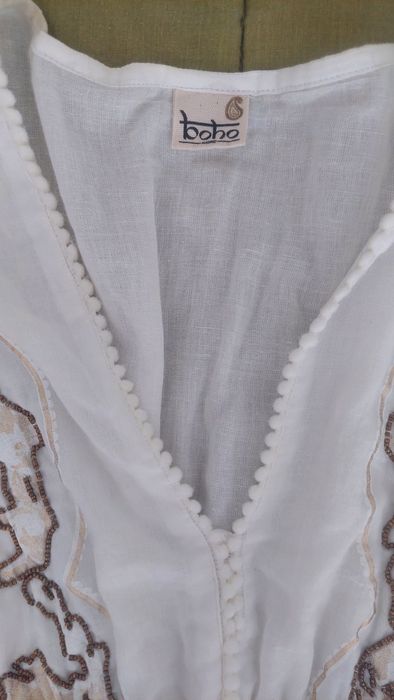 Vestido branco comprido de marca indiana