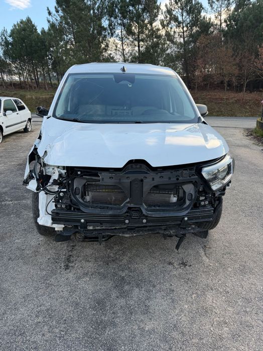 Renault Kangoo longa 10/2025