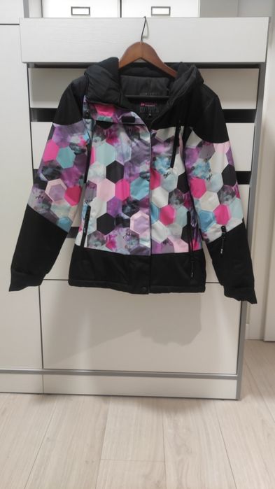 Куртка жіноча лижна