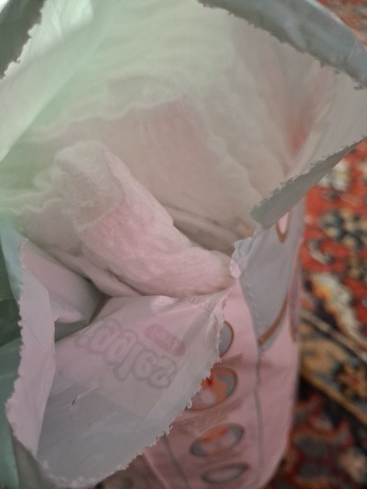 Підгузники продам