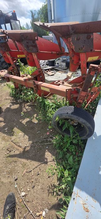 Plug obrotowy 3 skibowy Krone Mustang 100/3
