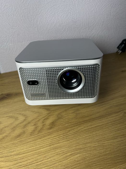 Led проектор magcubic 350 Max  автофокус 900 Ansi 1080p 2/16