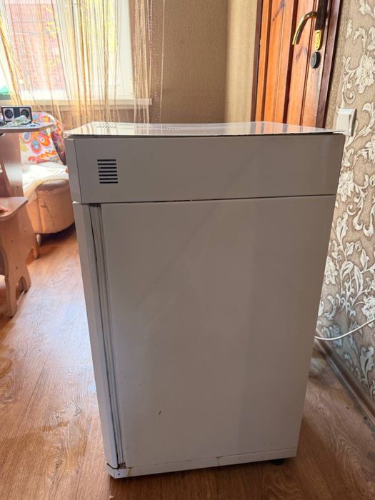 Інкубатор nest 200