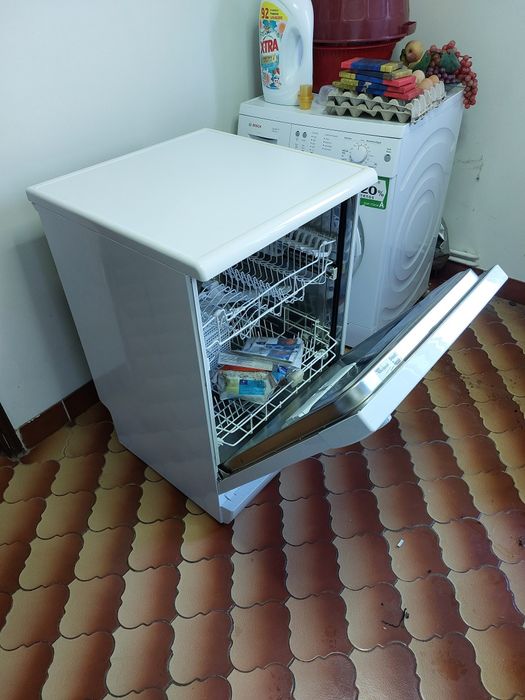 Lava loiça Whirlpool