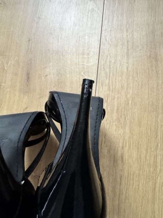 Sandały lakierowane damskie ZARA roz. 38