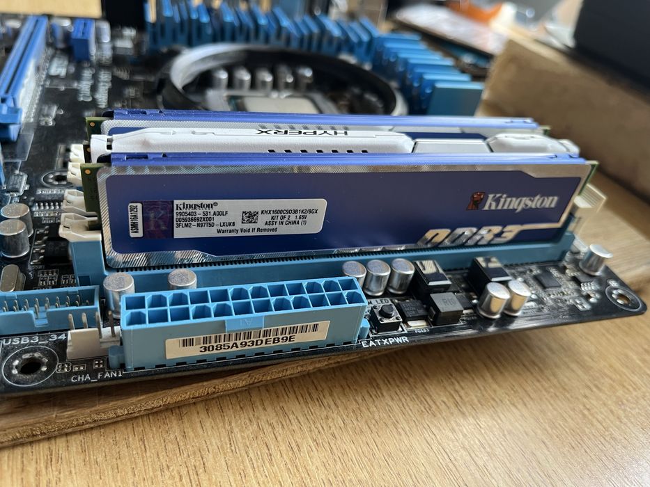 Материнка Asus P8Z77-V + Intel i7 + оперативка 16гб