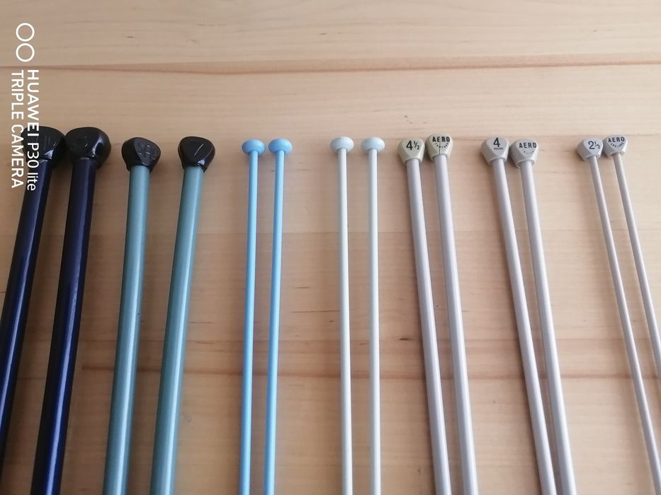 18 agulhas de tricotar