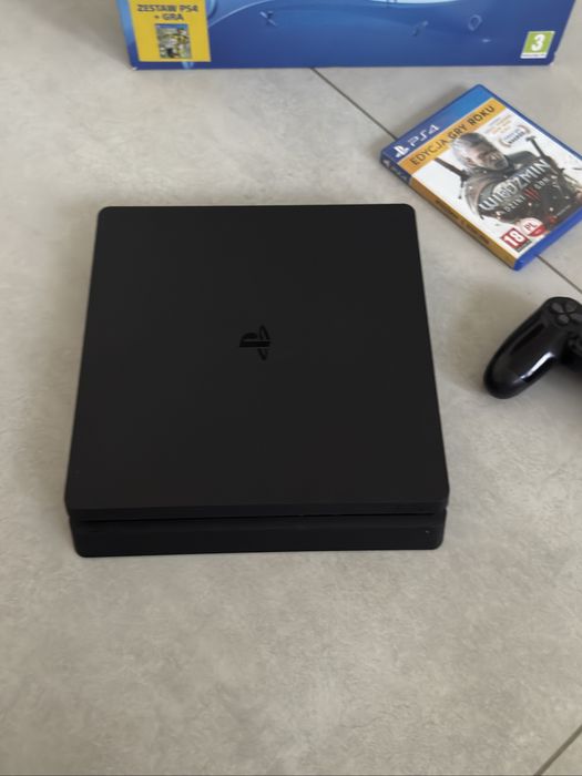 Konsola Playstation 4 slim SONY stan idealny