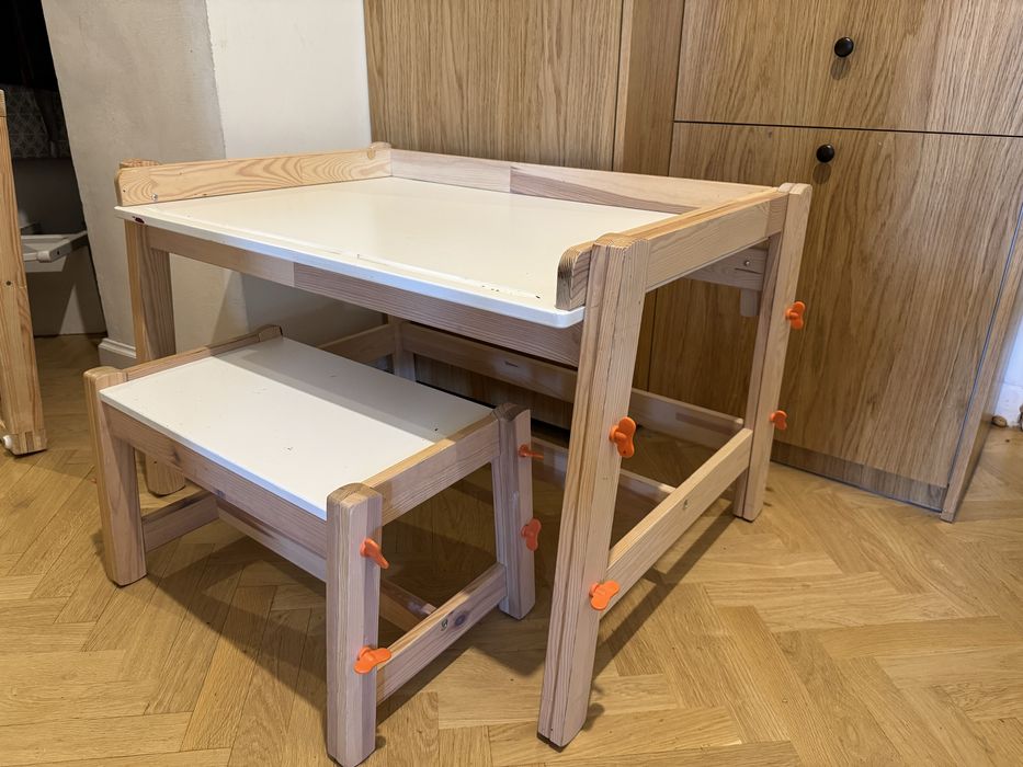 Biurko Ikea Flisat ze stołkiem