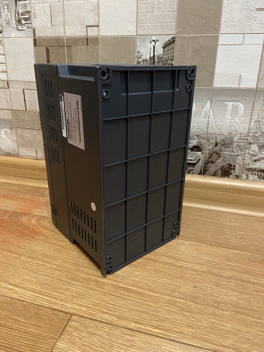 Частотник Преобразователь частоты suswe 320-11G3 11 кВт 380в/25а/400г