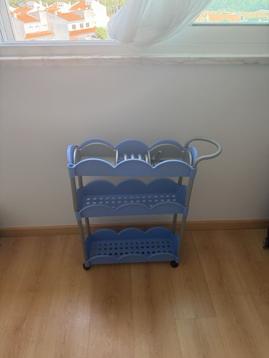 Carrinho de utensilios