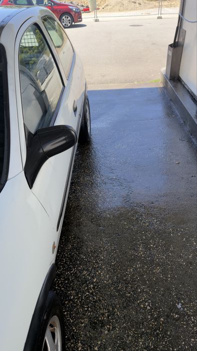 Opel Corsa B 1.7D comercial Tem bastante uso Carro usado