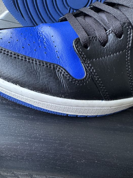 Air Jordan 1 Mid Royal