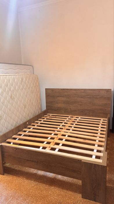 Cama de casal grande