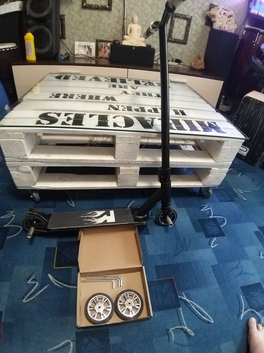 Самокат Explore Spade.