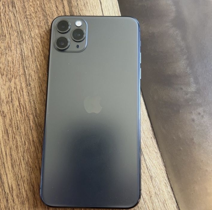 iPhone 11