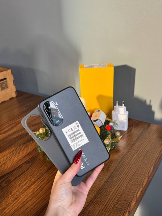 Новый телефон на 128 Гб полный комплект