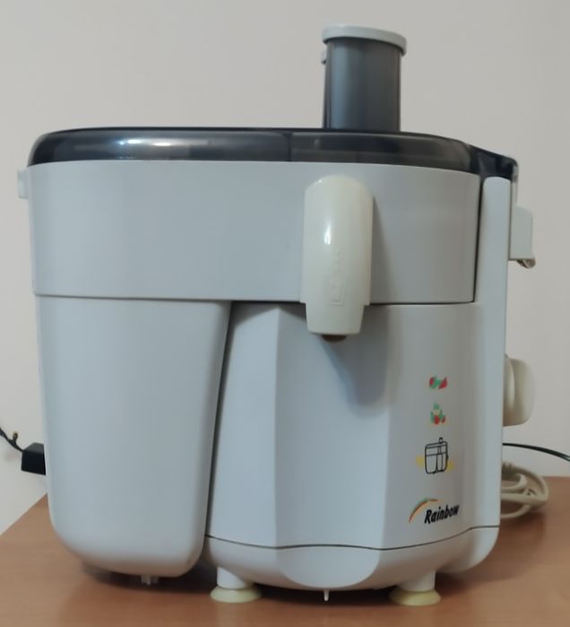 Продам соковижималку vitek 1601