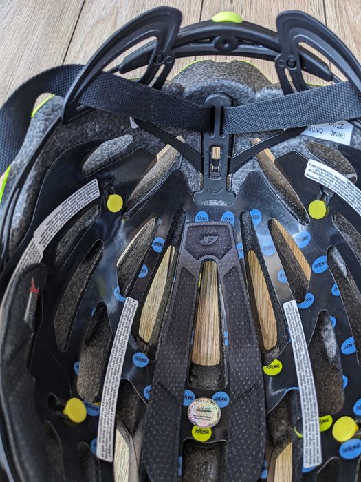 Kask rowerowy GIRO Cinder Mips | 51 - 55 cm (S) | 276 g. Jak nowy.