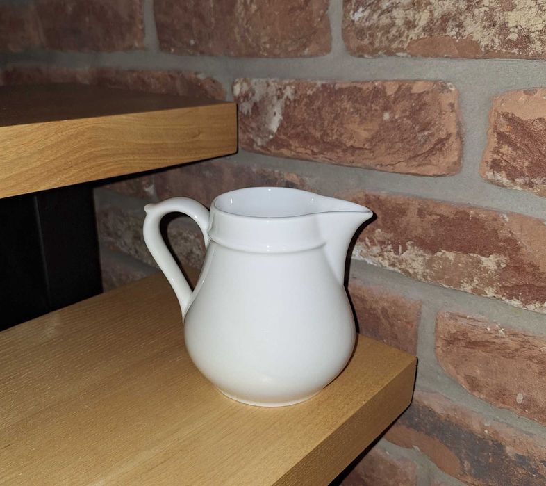 S.P.M. Walküre Bayreuth porcelanowy dzbanek mlecznik