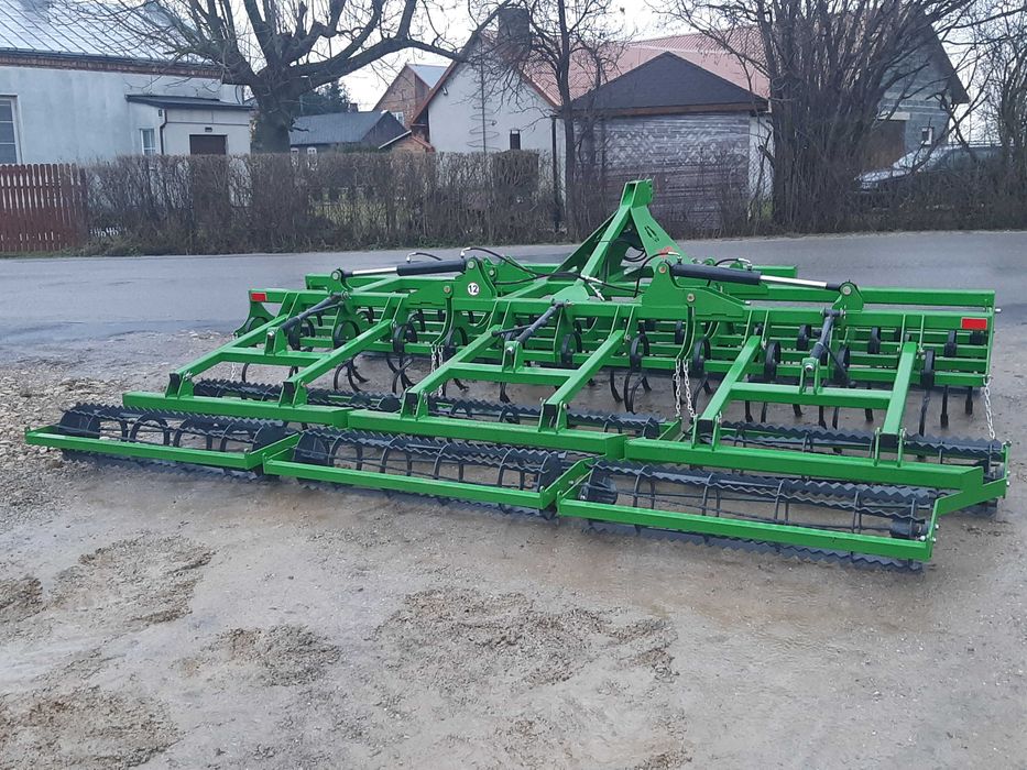 Agregat uprawowo-przedsiewny 3,6-5m NIETOPERZ hydrauliczny JANPOL