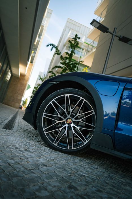 Porsche Taycan Cross Turismo 4 2021