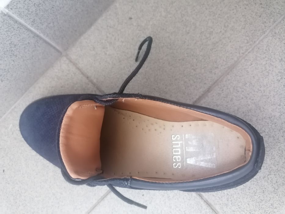 Sapatos de comunhão novos