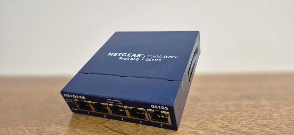 Switch NETGEAR ProSAFE GS105v5 5Gigabit 1000Mbps metalowa obudowa