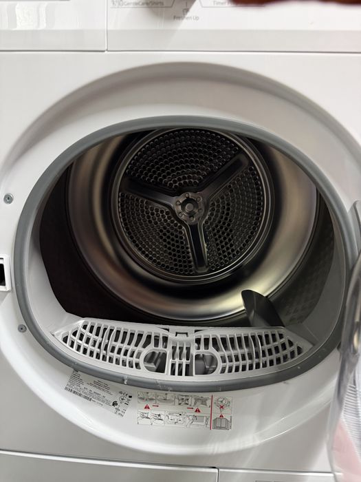 Сушильна машина Beko DF 7412PA