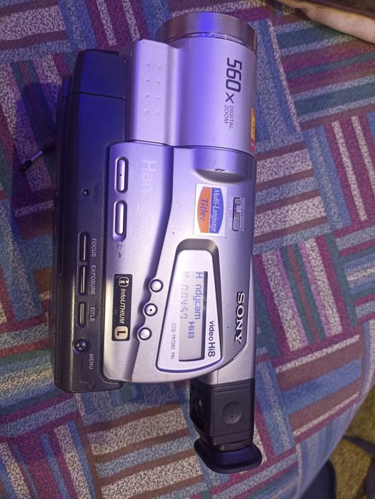 Видеокамера Sony Handycam CCD-TR728E PAL.