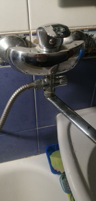 Кран Смеситель в ванную с гусаком и лейкой