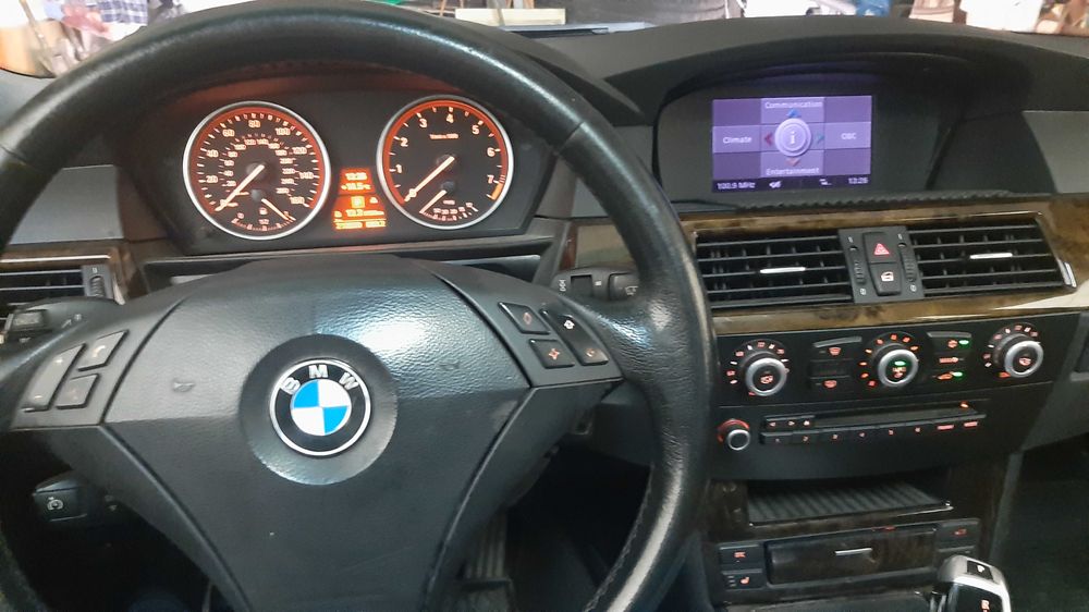 BMW 528i 2008 r 231 KM z instalacją LPG