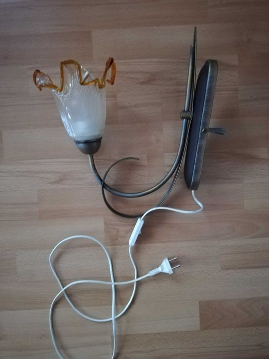 Klikiet na ścianę