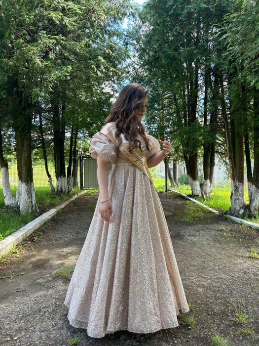 Продам плаття