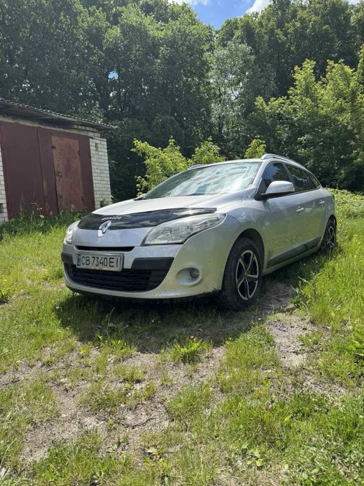 Продам меган 3 1.5 dci