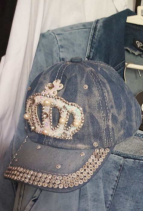 Czapka z dzins najmodniejsze ozdobna