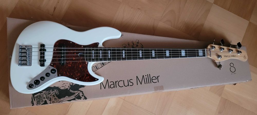 Gitara basowa Marcus Miller V7 Alder-5 AWH 2nd Gen