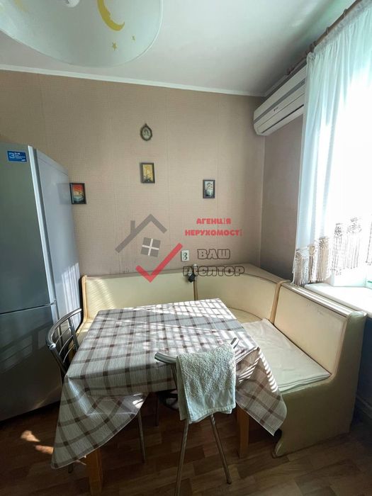 Продаж світлої 2-кімнатної квартири — «Заходь і живи!»